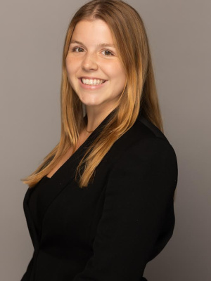 Anneliese Ferguson Professional Headshot