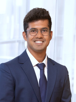 This is a display picture of Siddharth S Premkumar wearing a Blue suit at the Ross School of Business. 