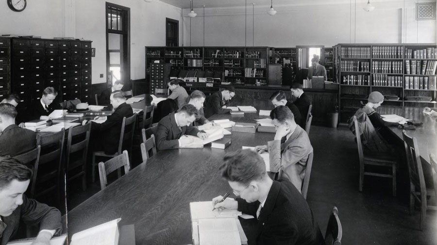 Students studing in Tappan Hall